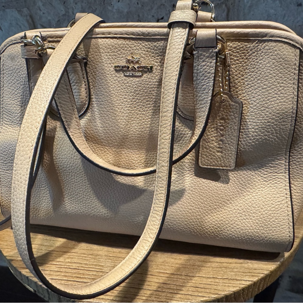 AUTHENTIC COACH Leather Crossbody Satchel Convertible